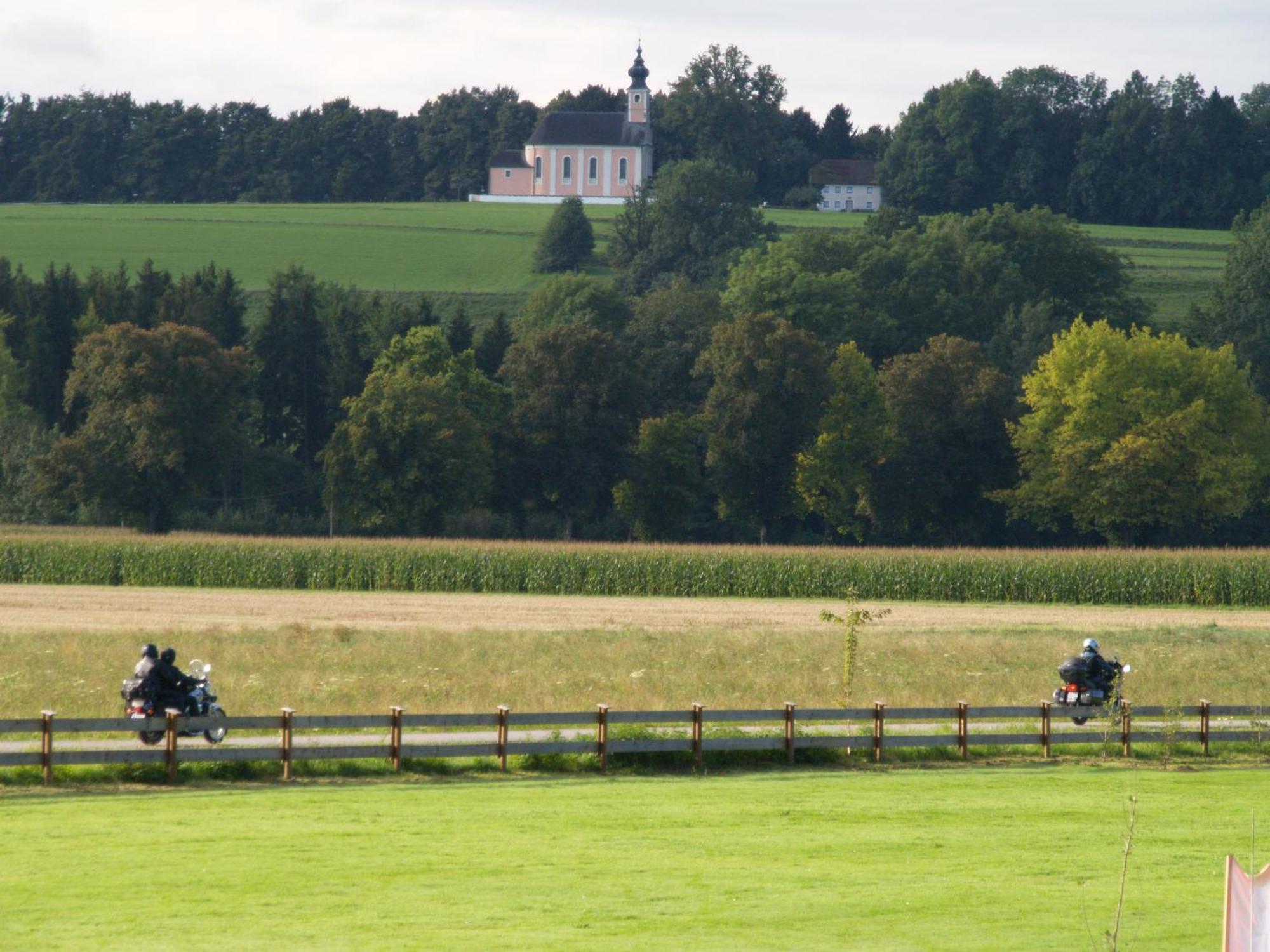 ホテル Eichenhof ヴァーギング・アム・ゼー エクステリア 写真